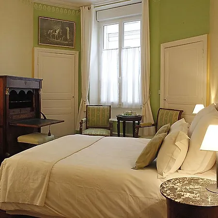 Les De Mathilde Oda ve Kahvaltı