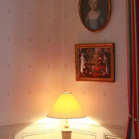 Les De Mathilde Oda ve Kahvaltı 3*