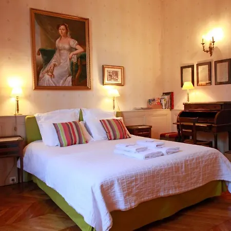 Les De Mathilde Bed & Breakfast