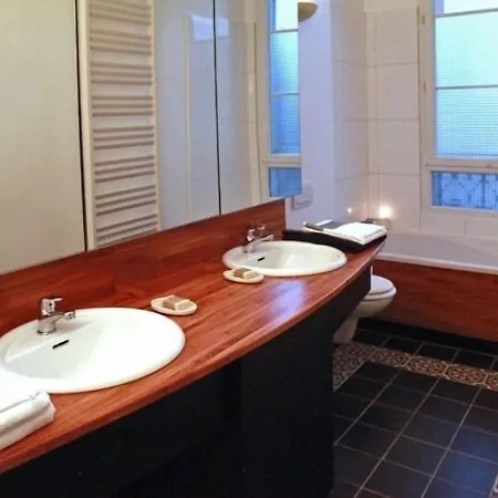 Oda ve Kahvaltı Les De Mathilde