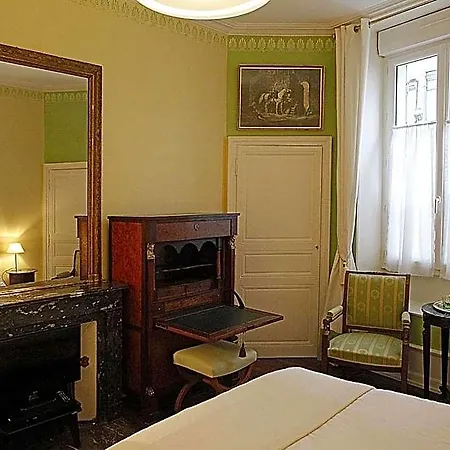 Les De Mathilde 3* Angers