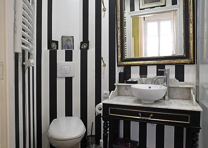 Les De Mathilde 3* Angers